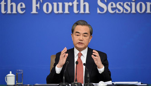 وزير الخارجية الصيني: مبادرة الحزام والطريق ليست "توسعية"