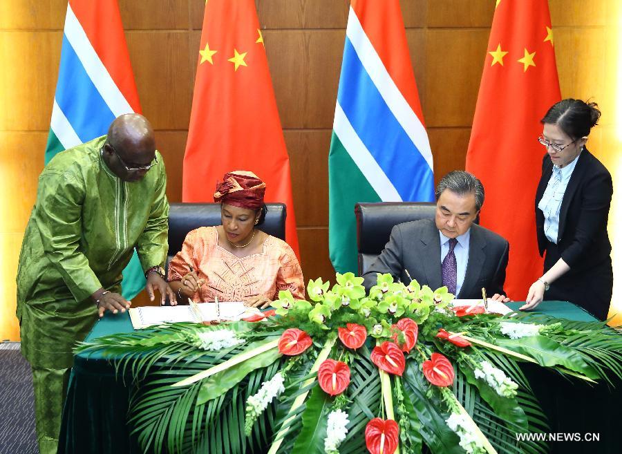 استئناف العلاقات الدبلوماسية بين الصين وجامبيا
