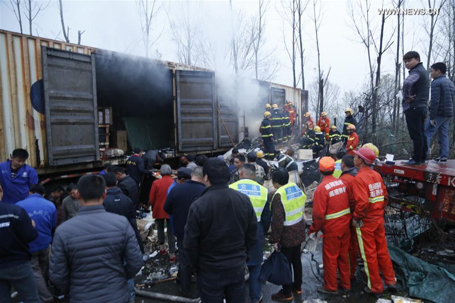 5 قتلى و20 جريحا في انفجار شاحنة بوسط الصين