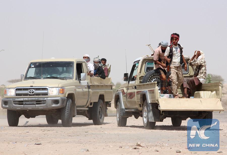 22 قتيلا في ثلاثة تفجيرات انتحارية بسيارات مفخخة في عدن جنوب اليمن
