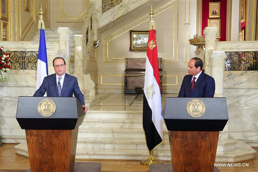 وصول الرئيس الفرنسي إلى القاهرة