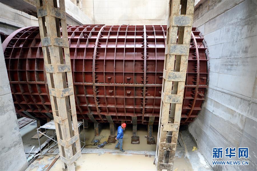 بناء أول نفق مترو تحت ثانى أطول نهر فى الصين