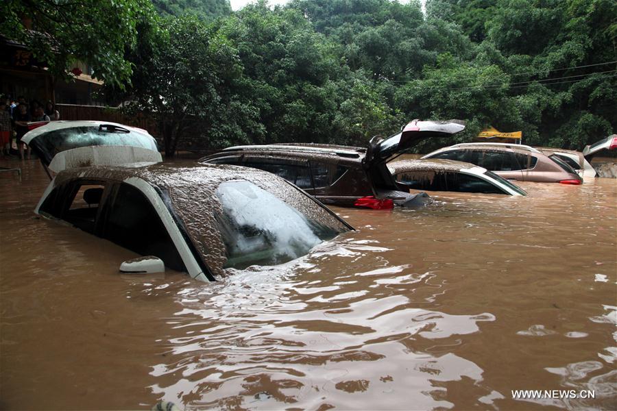 مصرع 66 شخصا وفقدان 10 أشخاص بعد سقوط أمطار غزيرة فى جنوب الصين