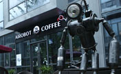 أول مقهى للروبوتات في شانغهاي