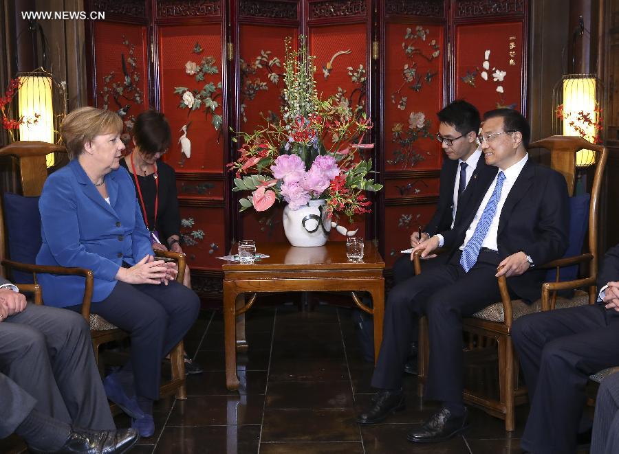 رئيس مجلس الدولة الصيني يثق بمستقبل العلاقات الصينية الالمانية