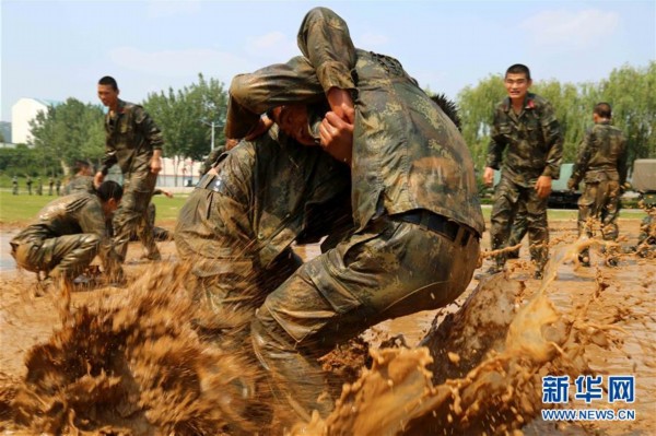 تدريبات قاسية للجيش الصيني 