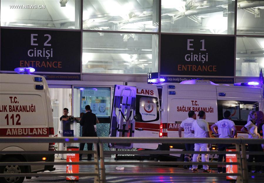 عاجل جدا: مسؤول: مقتل 31 شخصا على الأقل وإصابة 147 آخرين في التفجيرات الإرهابية بمطار اتاتورك