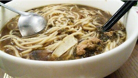عشرة مأكولات مشهورة في مدينة هانغتشو