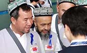 المسلمون الصينيون يسافرون إلى مكة لأداء فريضة الحج لعام 2016