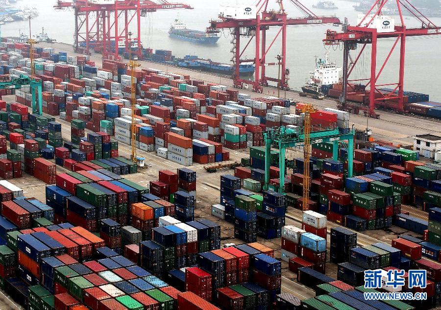 الصين تعتزم تكثيف الجهود الرامية لاستقرار التجارة الخارجية