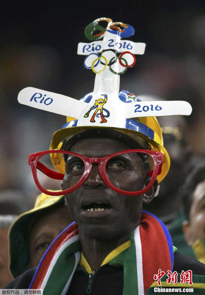 المتفرجون يلفتون الأنظار فى أولمبياد ريو