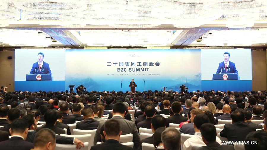 الرئيس شي: الصين تقف عند نقطة بداية جديدة