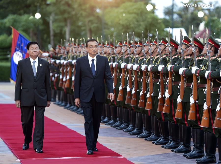 رئيس مجلس الدولة الصيني يدعو إلى تعزيز الشراكة الاستراتيجية الشاملة مع لاوس