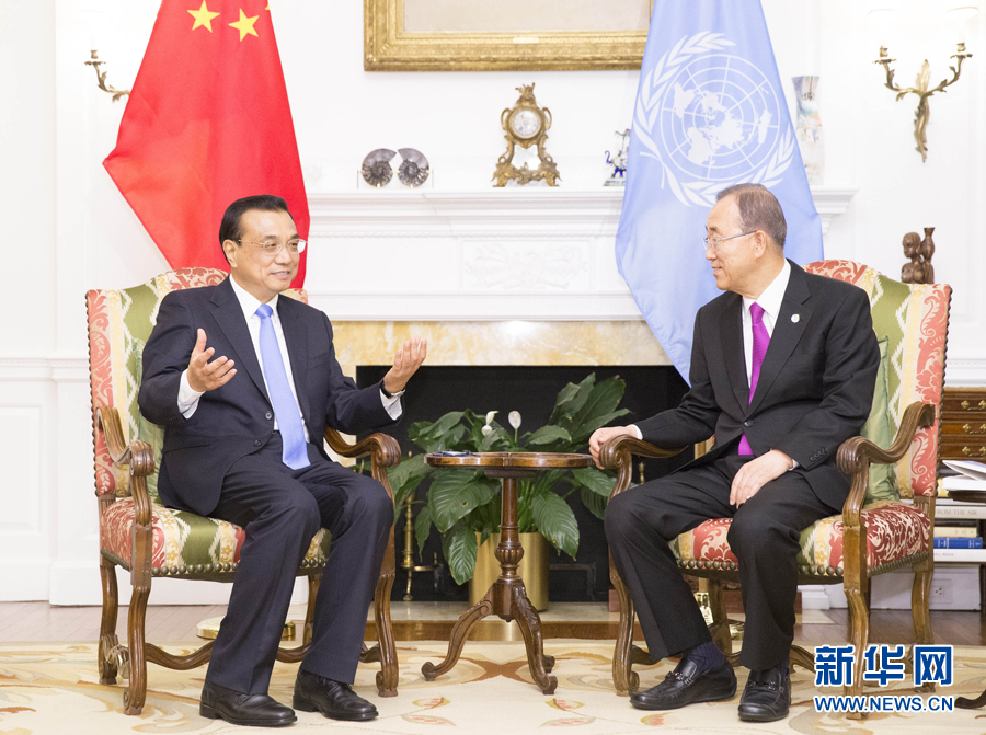 رئيس مجلس الدولة الصيني يلتقي بالأمين العام للأمم المتحدة لمناقشة قضايا التنمية والتغير المناخي