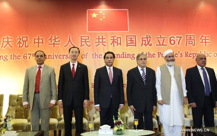 مسؤولون صينيون وباكستانيون يشيدون بآفاق المحور الاقتصادي وعمق الصداقة بين البلدين