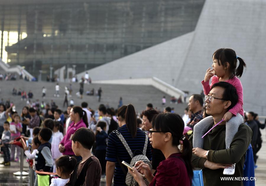 مسح: الأسبوع الذهبي في الصين يشهد ارتفاع عائدات السياحة
