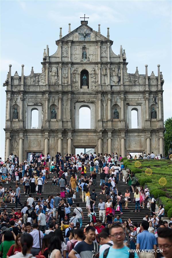 ماكاو تشهد زيارات السائحين خلال عطلة العيد الوطني