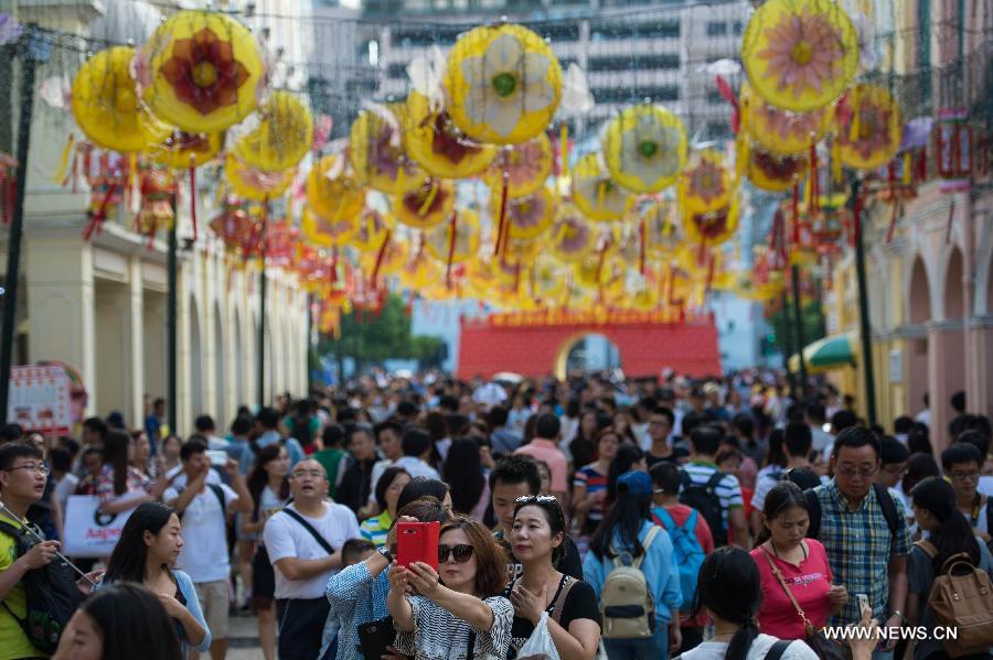 ماكاو تشهد زيارات السائحين خلال عطلة العيد الوطني
