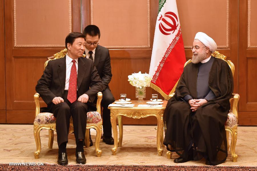 ايران والصين تتعهدان بزيادة تعزيز التعاون