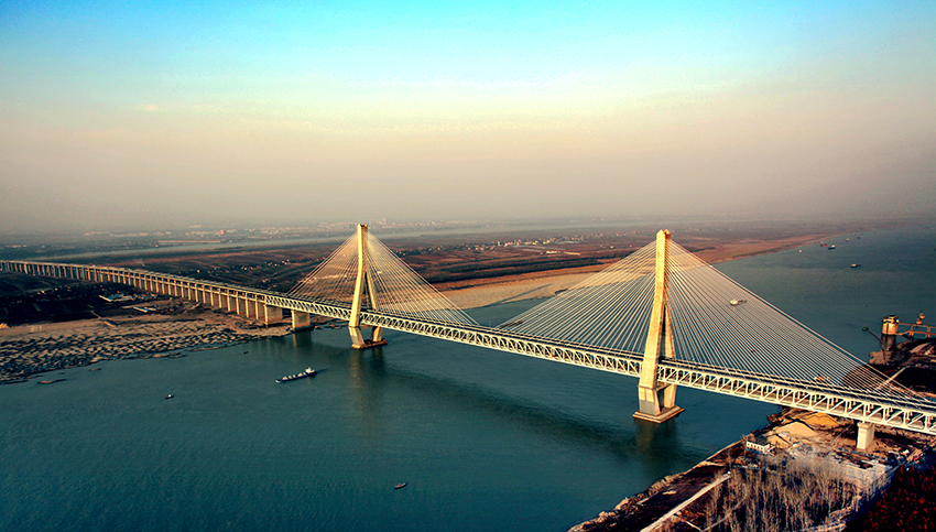 قصة الابتكار في الصين:مهندس جسور من الطراز العالمي