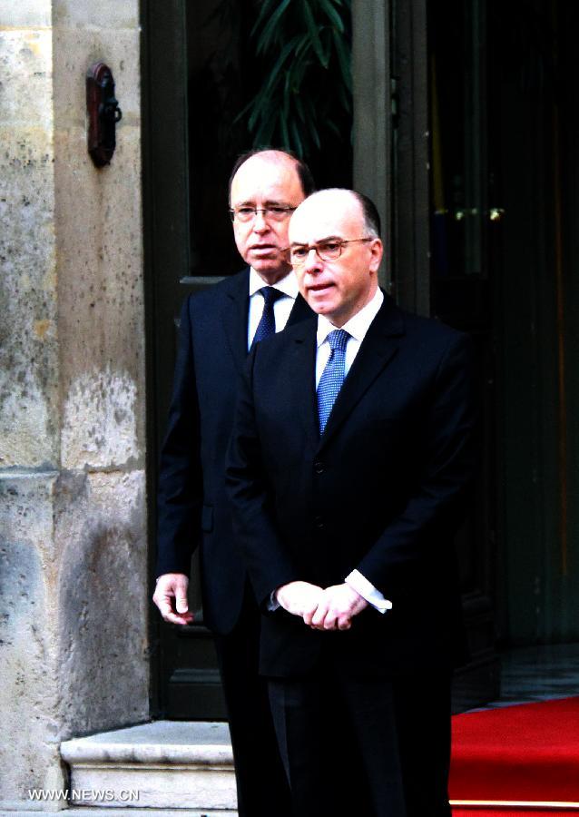 الرئيس الفرنسي يعين رئيس وزراء جديد للبلاد