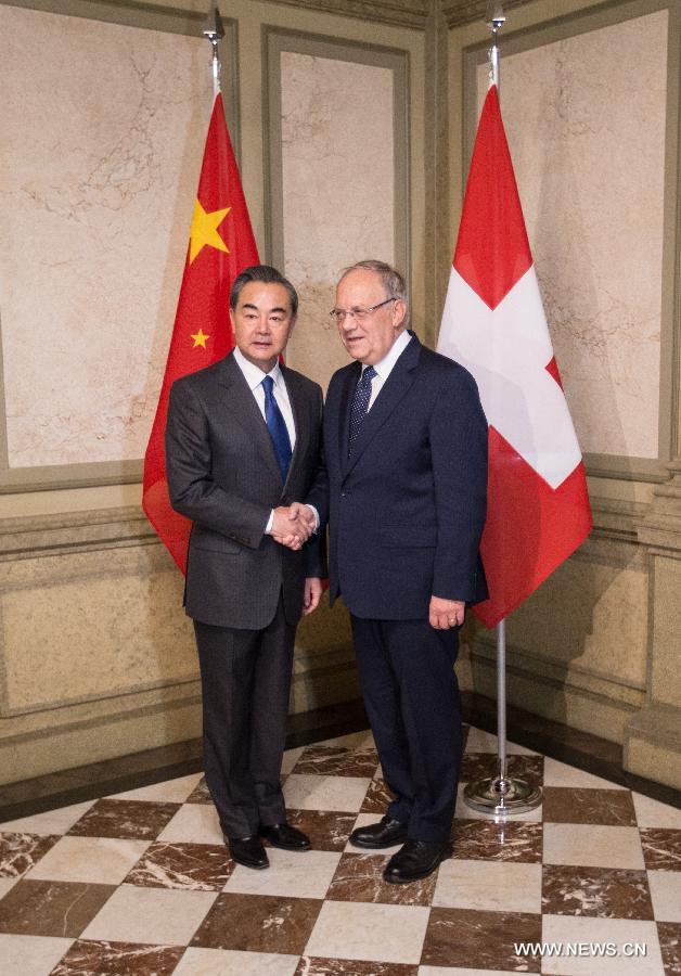 تقرير إخباري: وزير الخارجية الصيني: على سويسرا والصين معارضة الحمائية بشكل مشترك