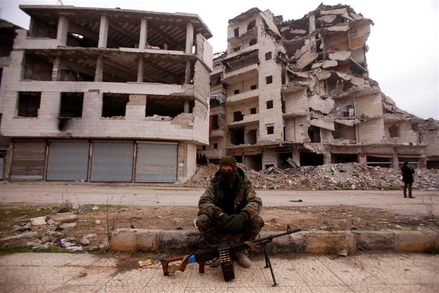 سوريا : تعليق عمليات إخلاء الأحياء الشرقية من المسلحين بعد وقوع خروقات