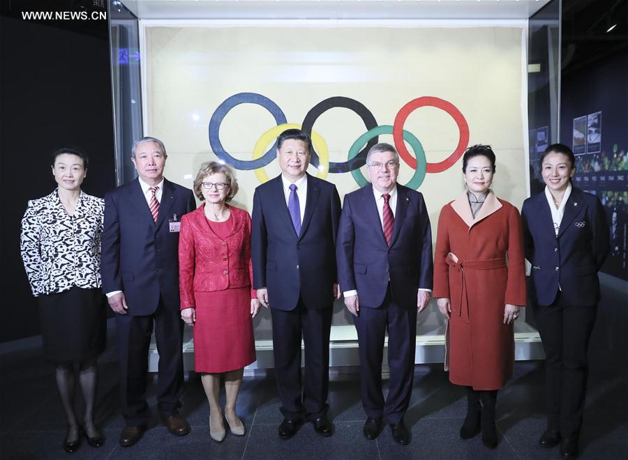 الرئيس الصينى يجتمع مع رئيس اللجنة الاولمبية الدولية ويتعهد بجعل الدورة الأولمبية الشتوية لعام 2022 حدثا ممتازا