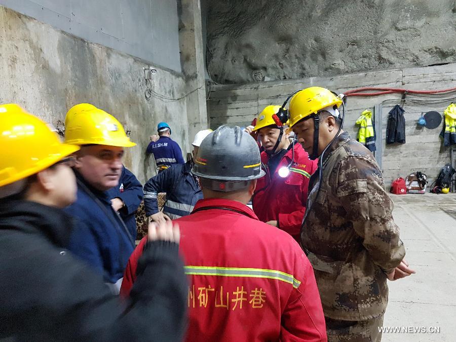 السفارة الصينية فى البانيا تؤكد محاصرة 3 عمال صينيين إثر انفجار غازي بمنجم