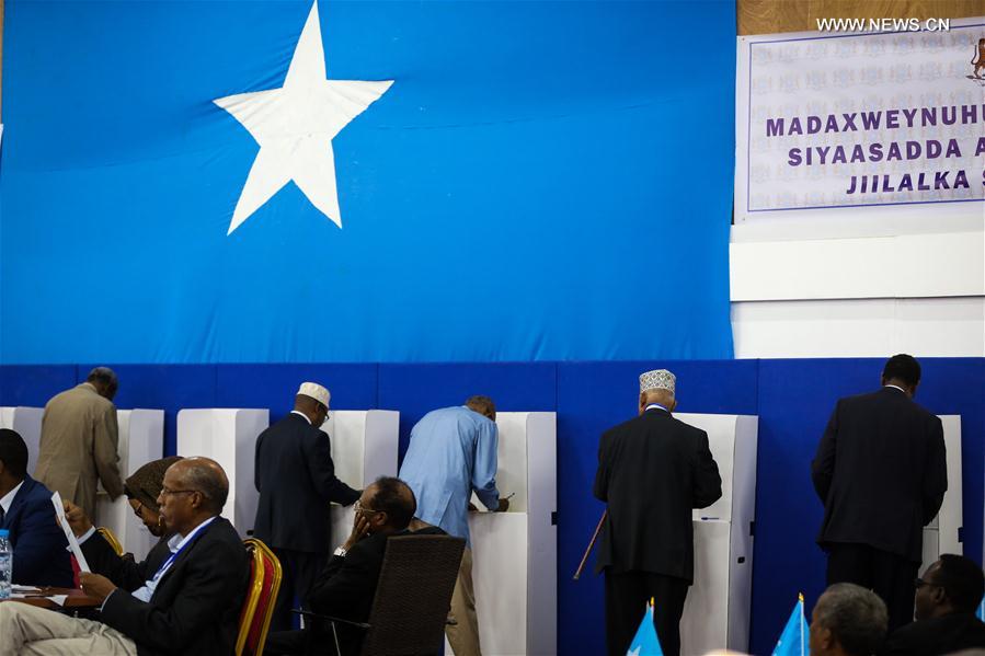 انتخاب رئيس الوزراء السابق محمد عبد الله رئيسا جديدا للصومال