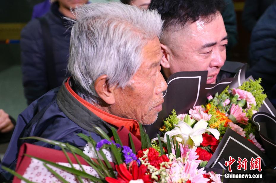 جندي صيني أسر في الهند قبل 54 سنة يعود إلى الصين