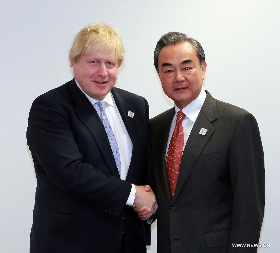 الصين وبريطانيا تتفقان على تعزيز التجارة الحرة العالمية