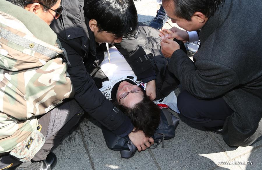 وفاة اثنين من أنصار الرئيسة المعزولة في كوريا الجنوبية