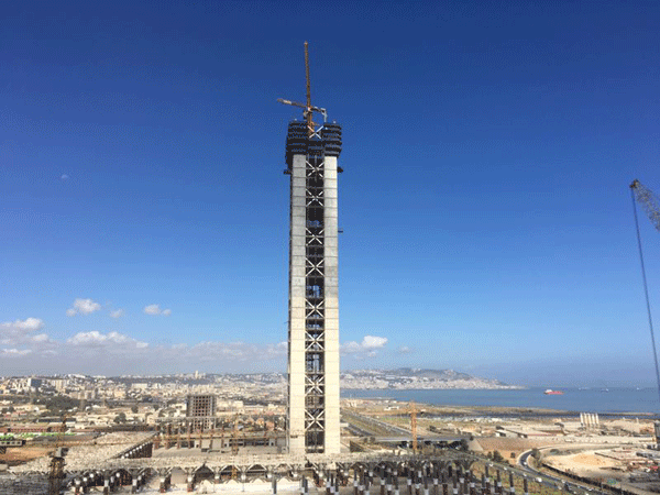 شركة صينية تبنى أعلى مئذنة فى العالم بالجزائر