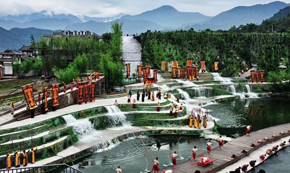 دوجيانغيان الصينية تستعد للإحتفال بمهرجان المياه 2017