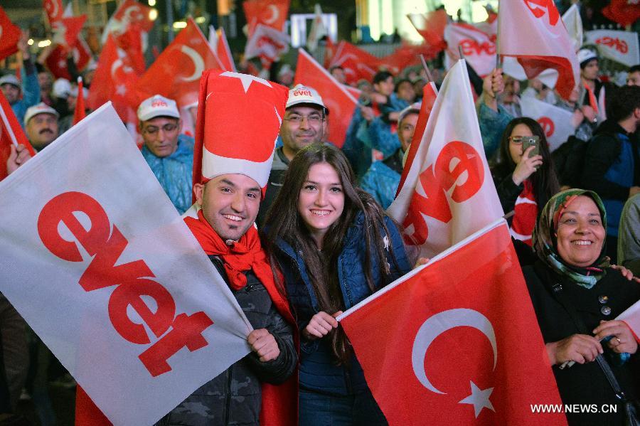 نسبة الرافضين للتعديلات الدستورية التركية تتصدر في اسطنبول وإزمير