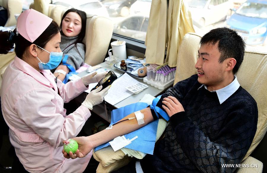 14 مليون صيني تبرعوا بالدم في عام 2016