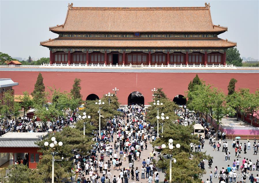 11.5 مليار دولار أمريكي عائدات السياحة الصينية في عطلة عيد العمال