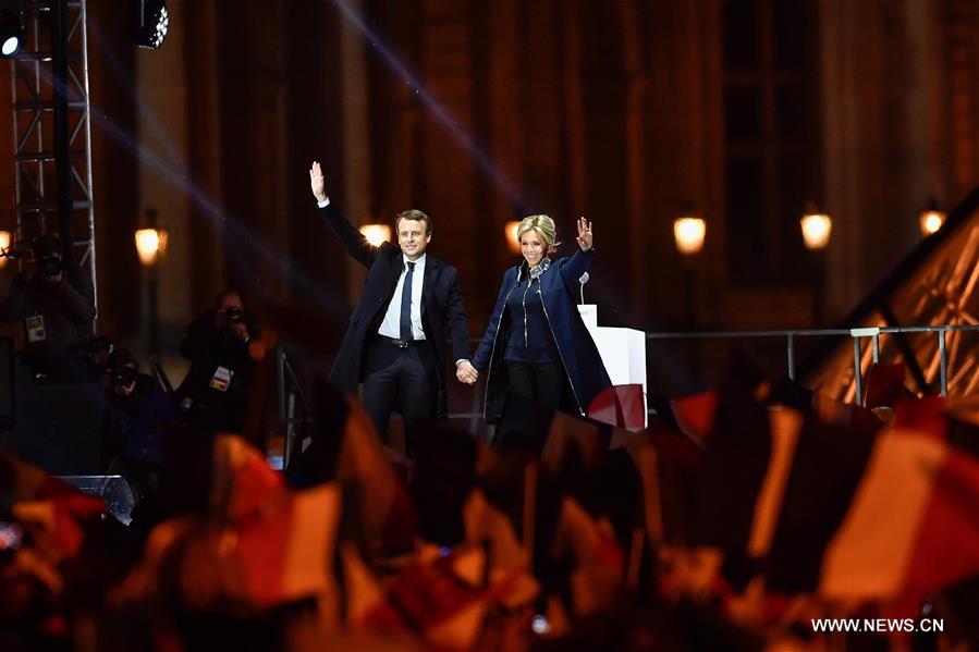 تقديرات: فوز ماكرون فى انتخابات الرئاسة الفرنسية