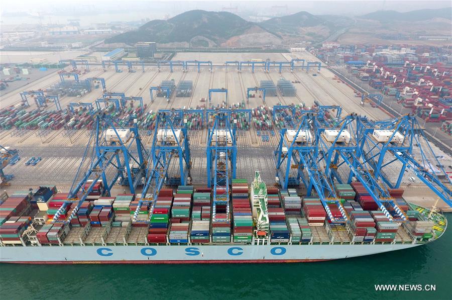 محطة كاملة مؤتمتة للحاويات في ميناء تشينغداو تدخل حيز التشغيل التجاري