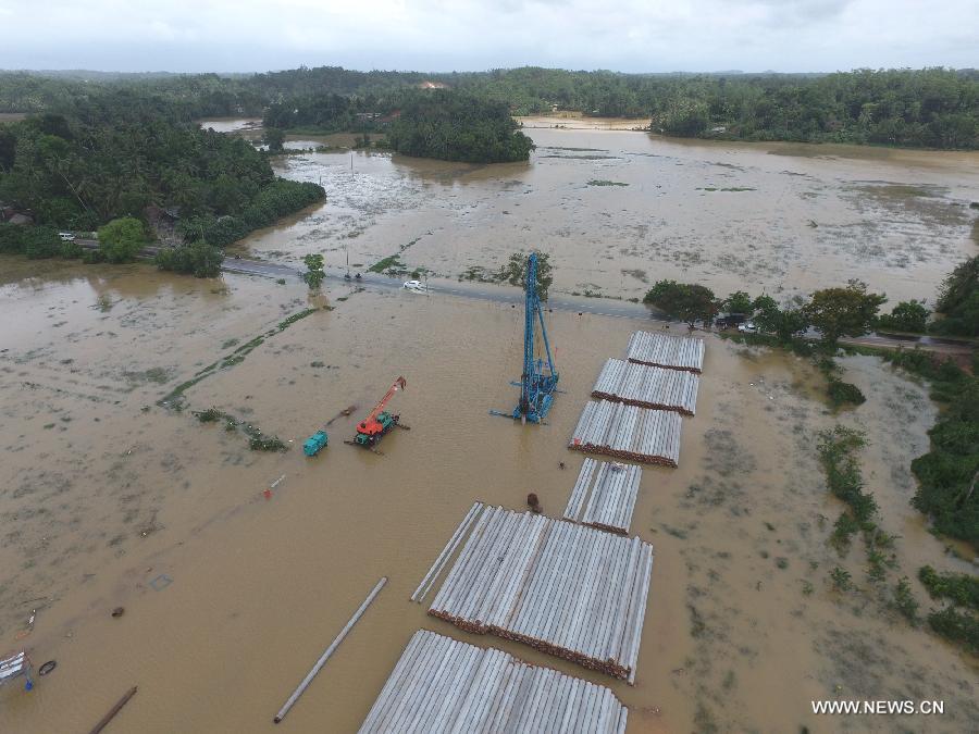 ارتفاع عدد قتلى الفيضانات والانهيارات المدمرة في سريلانكا الى 169