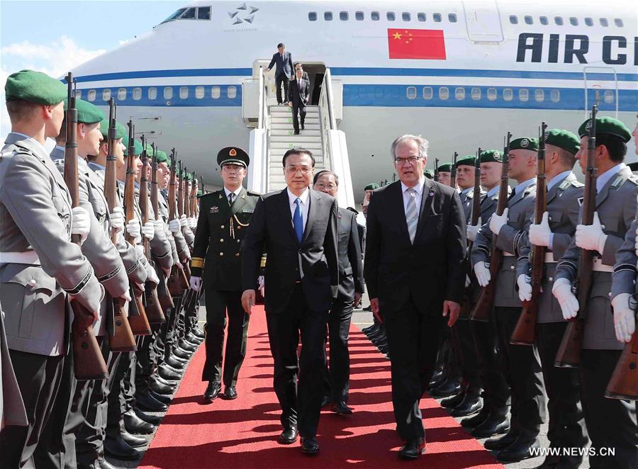 رئيس مجلس الدولة الصينى يصل إلى ألمانيا فى مستهل زيارة رسمية