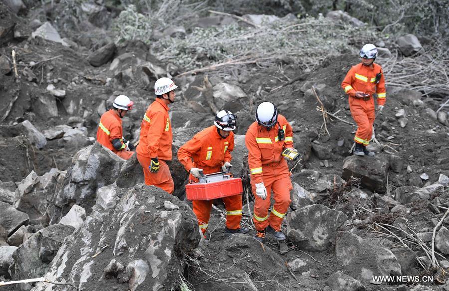 حذف 15 شخصا من قائمة المفقودين في الانهيار الأرضي بجنوبي الصين