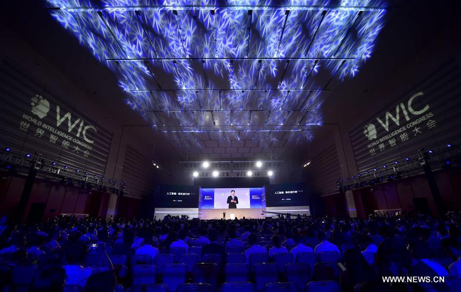 انطلاق الدورة الأولى للمؤتمر العالمي للذكاء بتيانجين