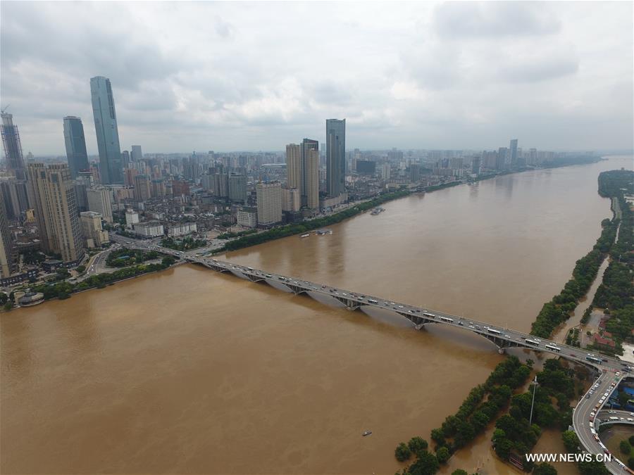 فيضانات في مقاطعة هونان بوسط الصين تضرب أكثر من 7.87 مليون شخص