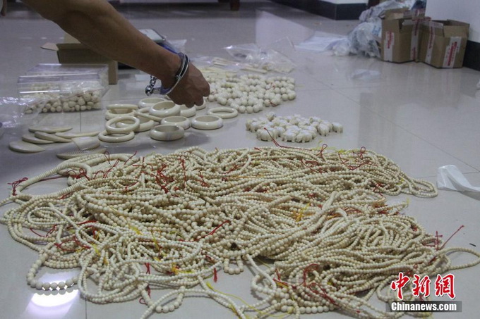 شرطة الحدود بقوانغشي تضبط 11 كجم من منتجات العاج 