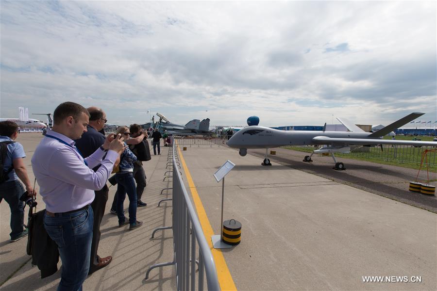 بوتين: معرض (ماكس -2017) الجوي يهدف إلى الترويج لمنتجات الطيران الروسية في السوق العالمية