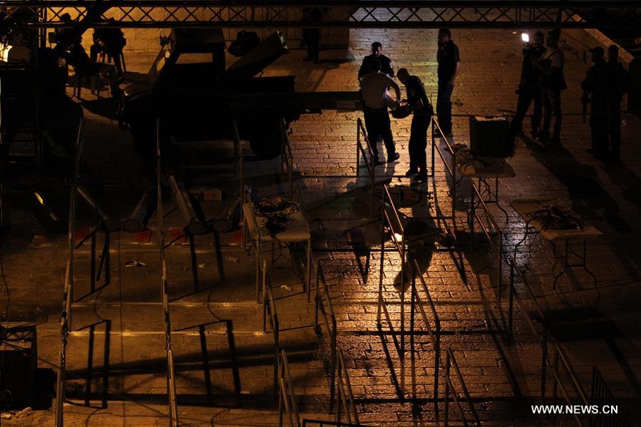 إسرائيل تقرر إزالة أجهزة الكشف عن المعادن من مدخل الحرم القدسي