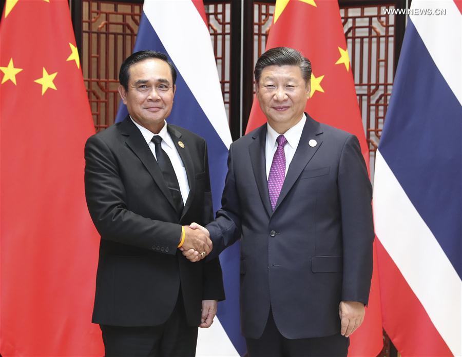 الرئيس شي: الصين تعتزم تعزيز التعاون مع تايلاند