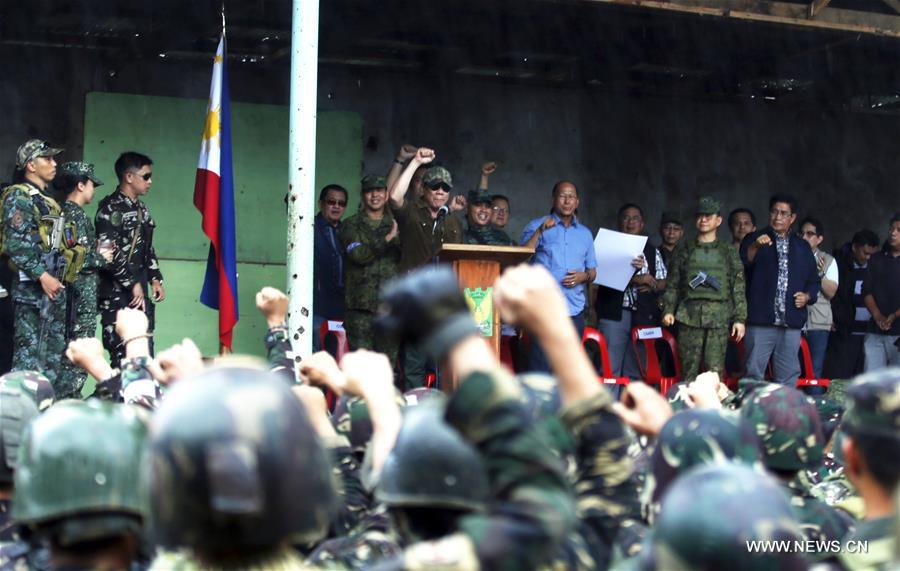 دوتيرتي يبقي سريان الأحكام العرفية في مينداناو جنوبي الفلبين